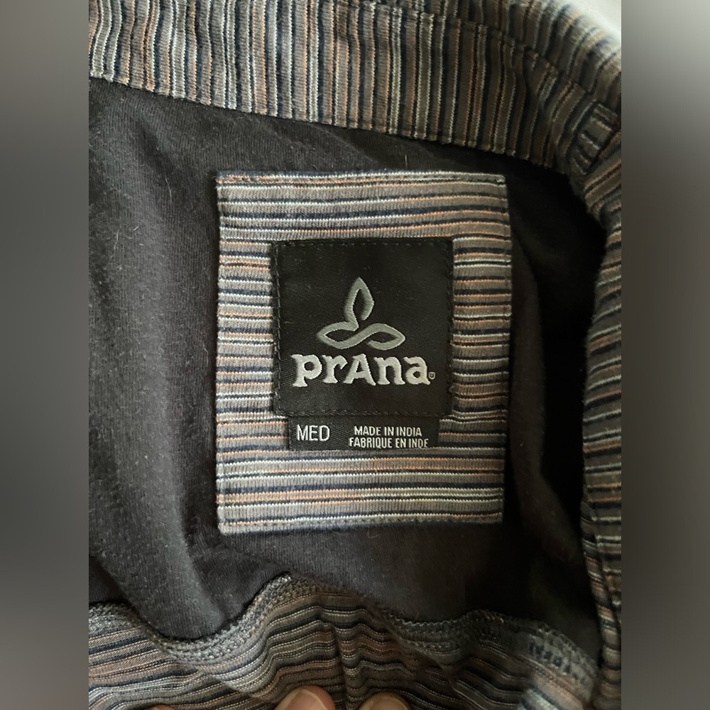 Prana button down - Picture 2 of 3